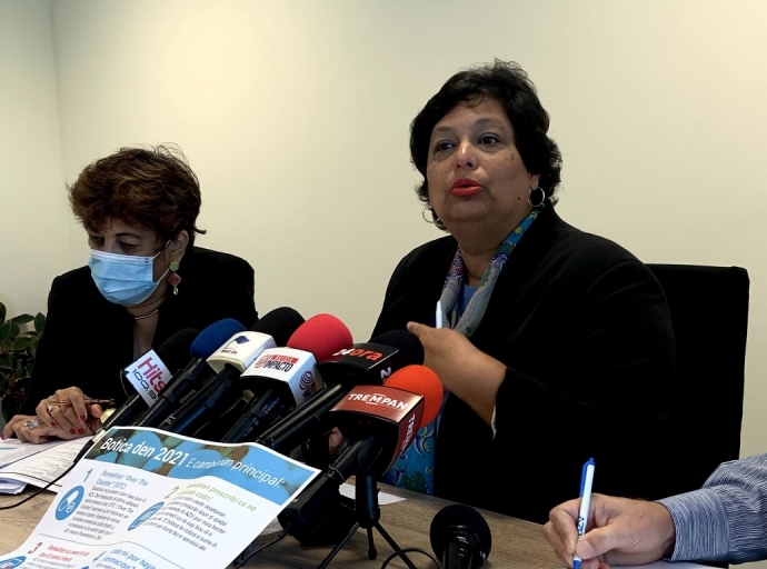 Doctor di cas y boticanan mester por informa e asegurado riba e remedinan cu ta cay bao di e 'Lista Positivo di AZV'