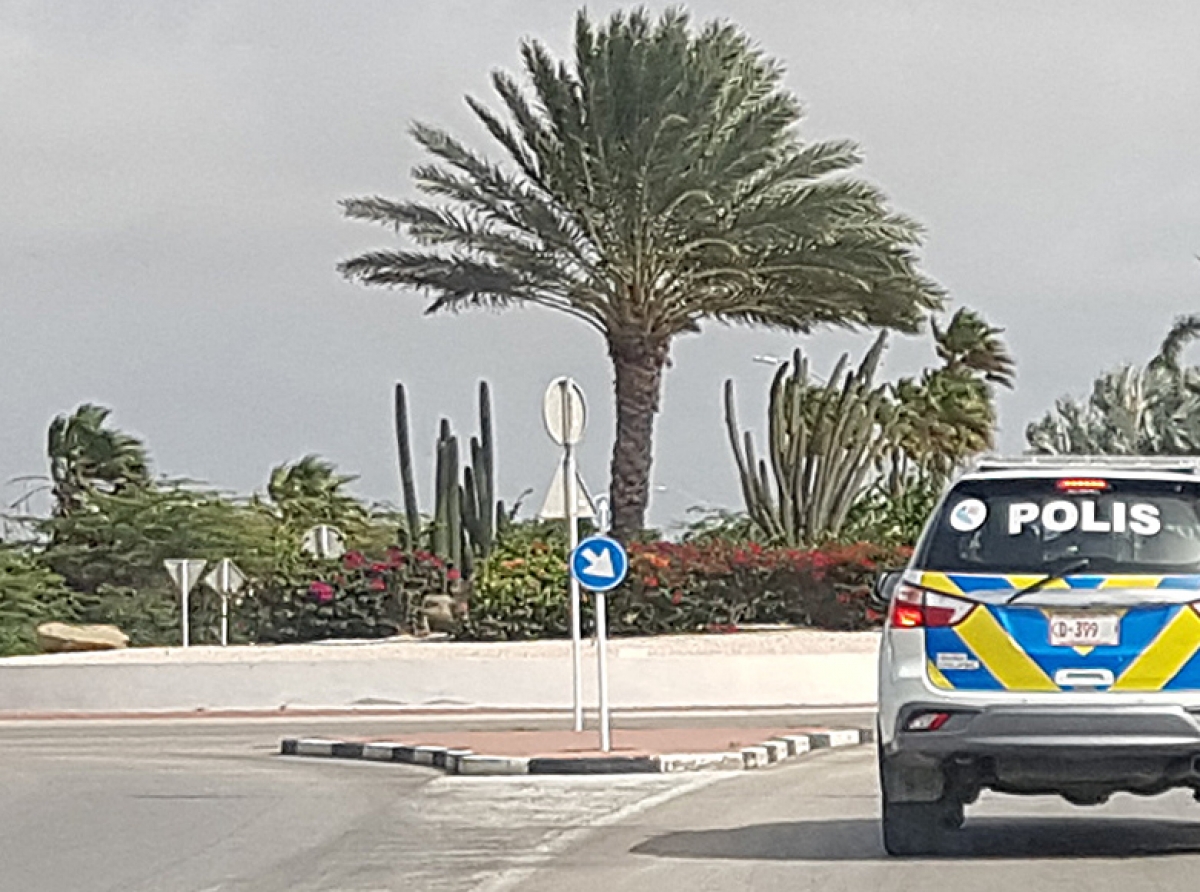 Awor Taxi Pirata a hasta cuminza transporta turista