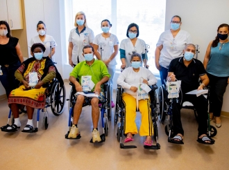 E prome cuater pashentnan di Corsow a bandona Hospital y ta regresa cas