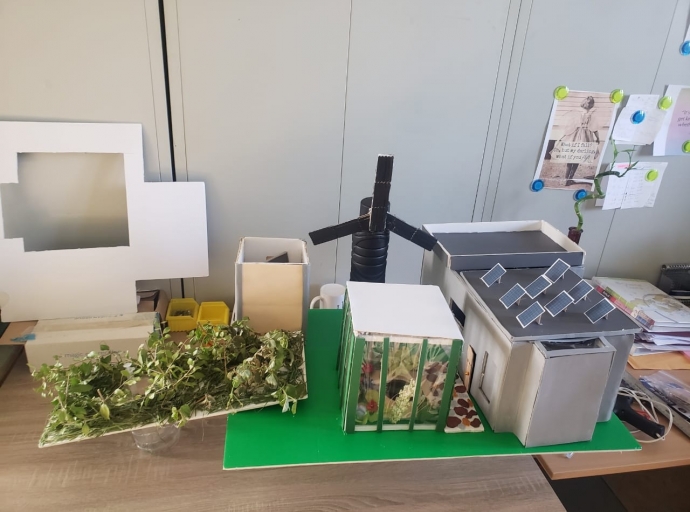 Departamento di DNM a forma parti di e hurado pa proyecto di studiantenan pa un cas autarkico