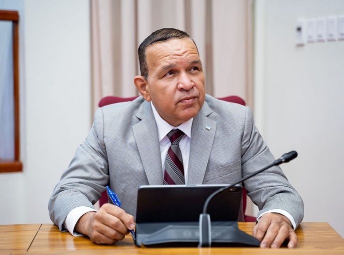 Patrick Paskel a cobra 500 mil den RdA sin cu tabata tin contract