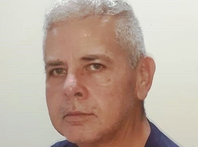 Ricardo Jimenez ta kere cu el a contagia di covid-19 den un supermercado