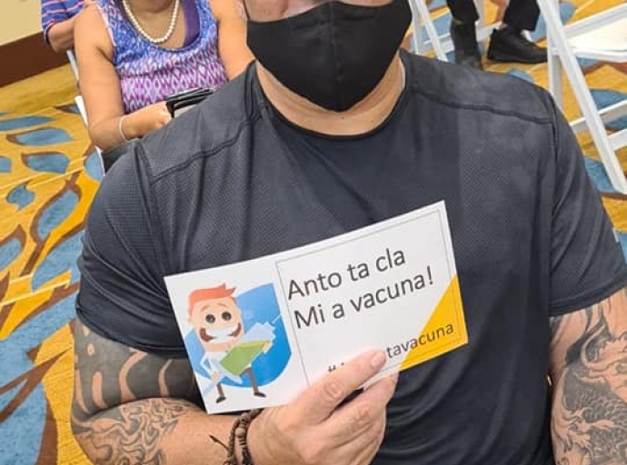 Esaki ta algun di e caranan contento durante e Vacunathon Edicion II