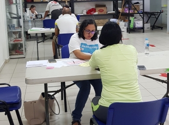 Fundacion Pa Nos Comunidad lo sigui ehecuta e proyecto di pakete di cuminda cu sosten di Gobierno