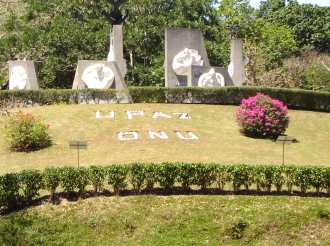 Un biaha mas Guardian Group ta ofrece 10 beca den Caribe pa studia na Universidad di Nacionnan Uni
