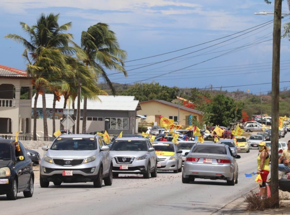 Partido MEP a yama pueblo danki pa haci MEP e partido mas grandi na Aruba