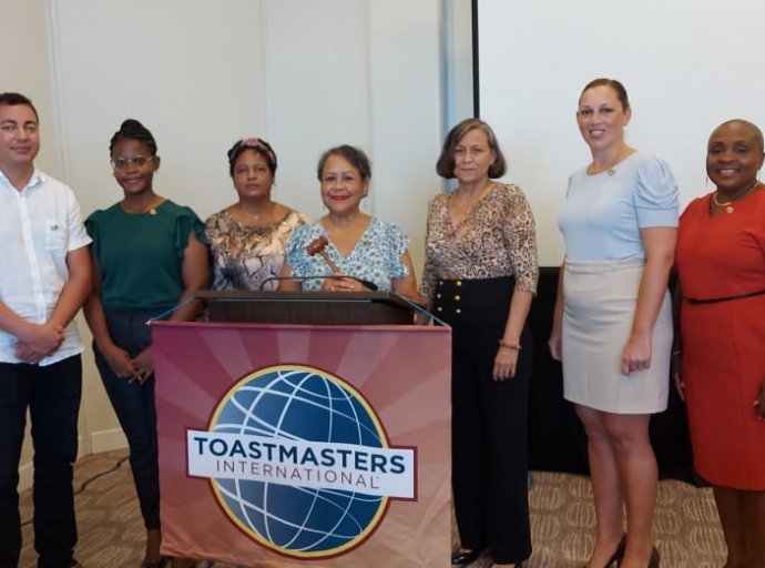 Baranca Toastmasters Club a instala e Comite Ehecutivo 2021-2022