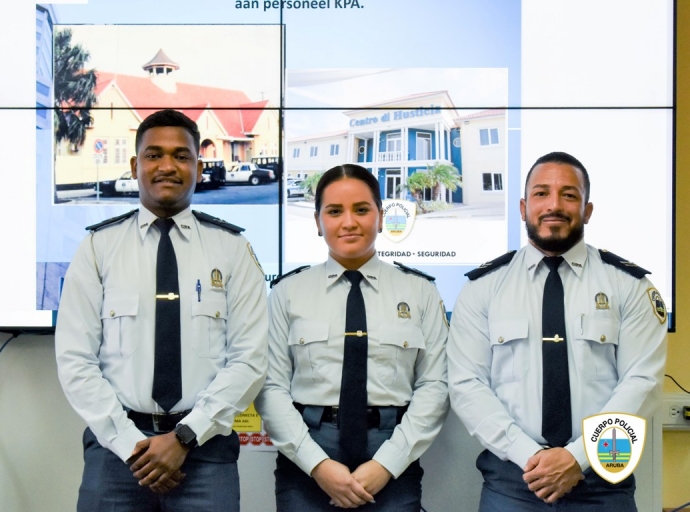 Promocion, 25 aña servicio y entrega di decreto gubernamental na Cuerpo Policial