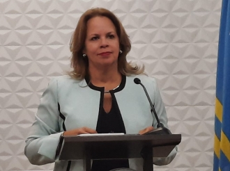 Formador Evelyn Wever-Croes a haya un bon bista di e situacion actual den Salud Publico
