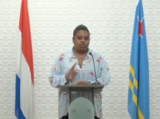 E cambionan cu mester haci den enseñansa mester sosode den un esfera di dialogo