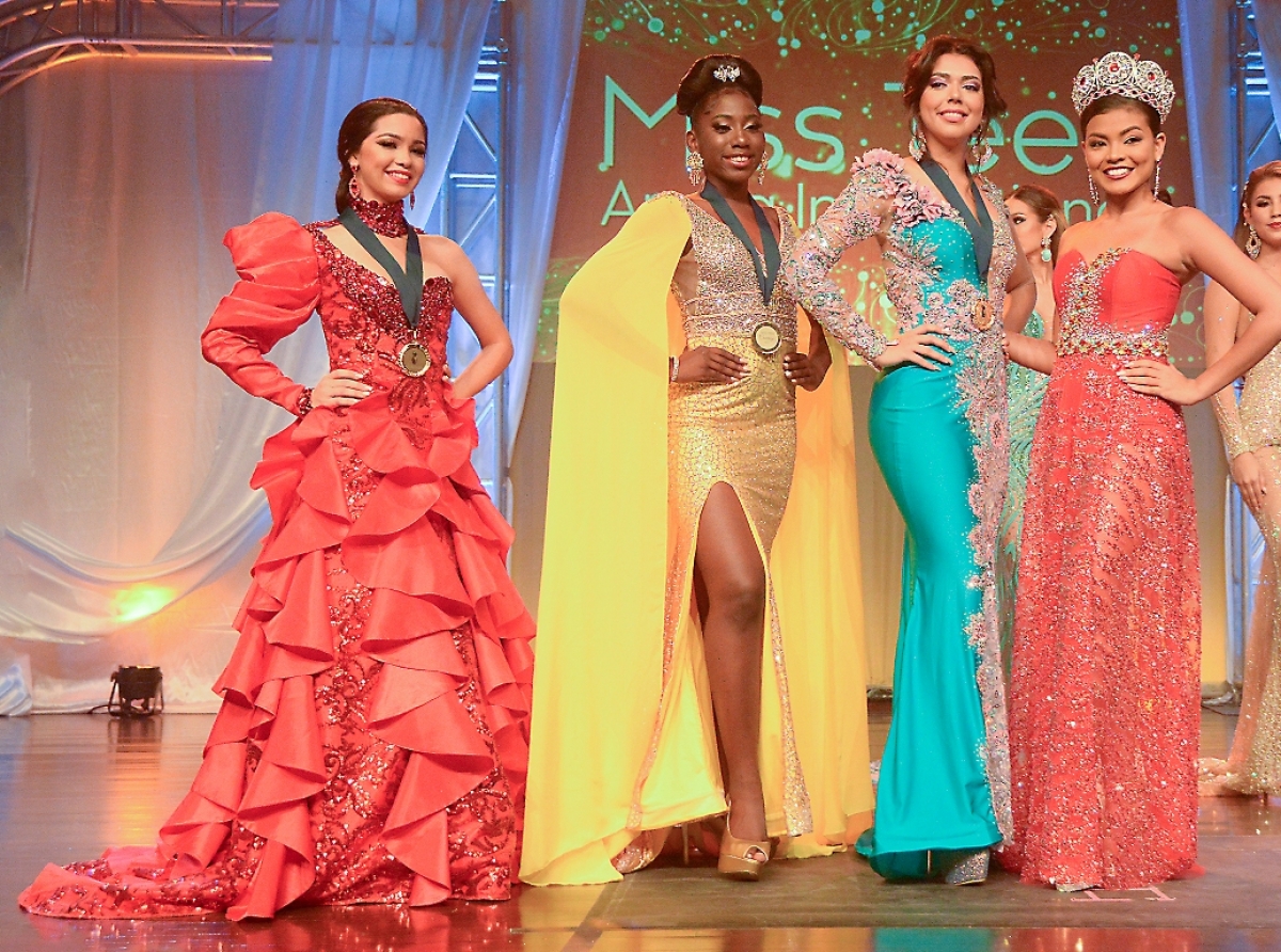 Tres candidata di Miss Teen Aruba pasando den duro a wordo honra pa nan corahe
