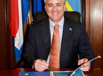 Eddy Paris ta lamenta intento di difamacion den medio di comunicacion local