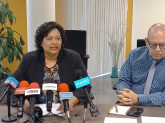 Pashentnan mester sa cu AZV a haci traspaso automatico di Docternan di Cas