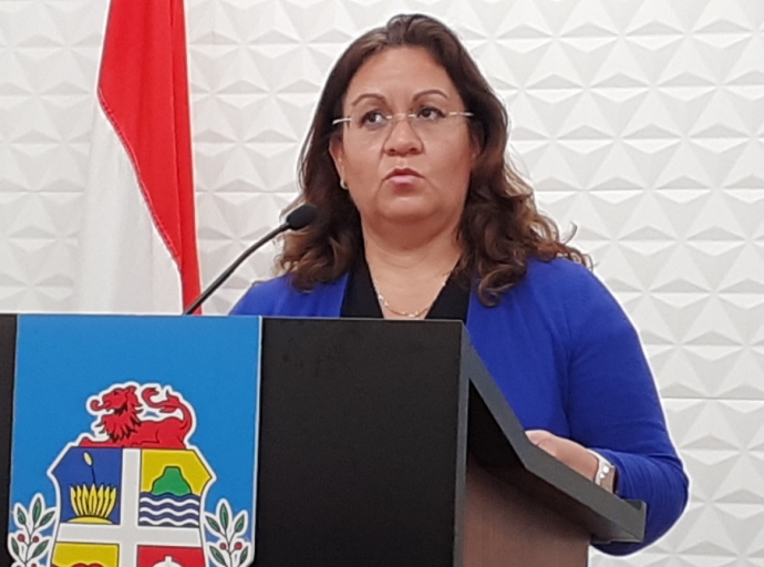 Capacidad di vacunacion aworaki ta entre mas o menos 800 pa 1000 hende pa dia