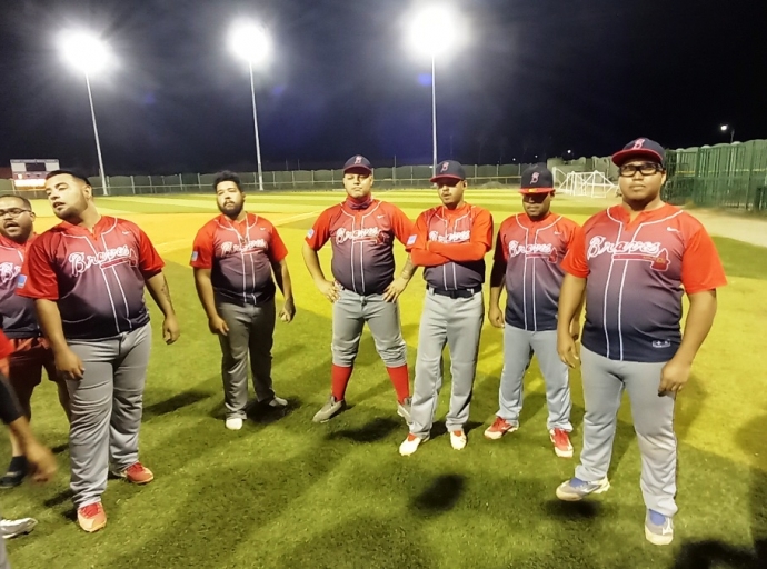 Serie di playoff  ta empata 1-1 despues cu Braves a blankea Red Machine 7-0 Diadomingo