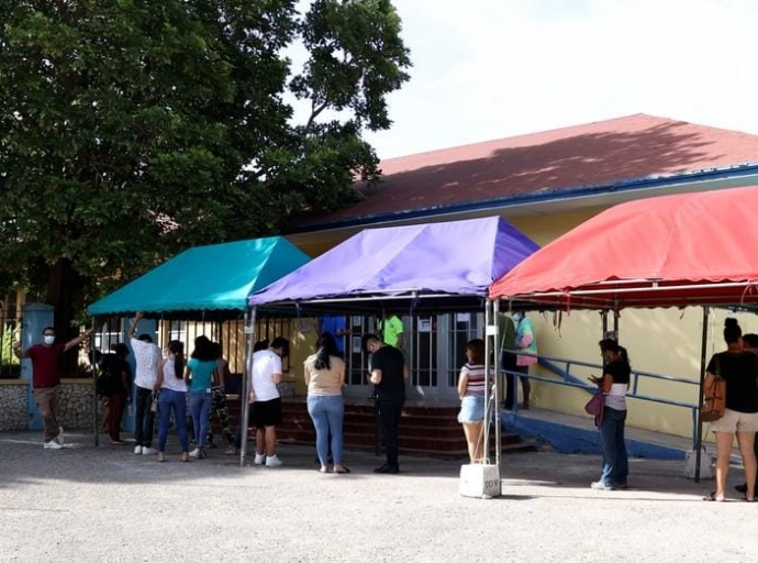 Departamento di Salud ta recorda cu pa ricibi vacuna mester traha cita