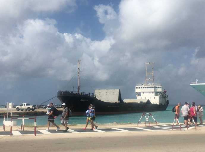 Tripulacion di Aressa haya cu mas di di 5000 kilo di cocaina a bay Corte Superior