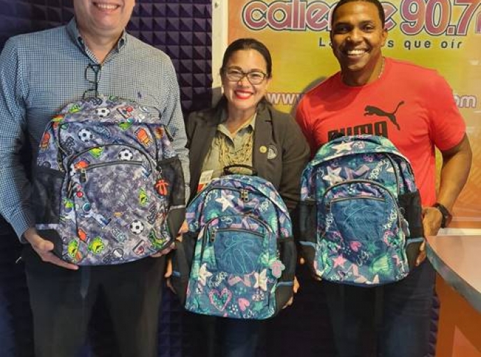 Banco di Caribe a haci donacion un biaha mas di tas di scol y articulo na Musica Por Educacion