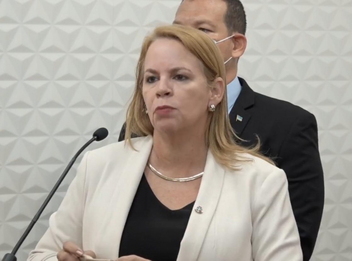 No tabata tin conflicto di interes pa nombra Endy Croes como Minister di Enseñansa