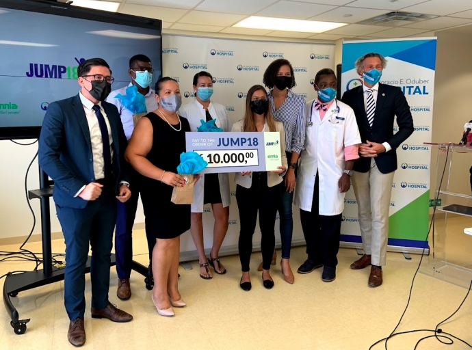 Dr. Horacio Oduber Hospital cu sosten di varios sponsor a lansa proyecto 'Jump18'
