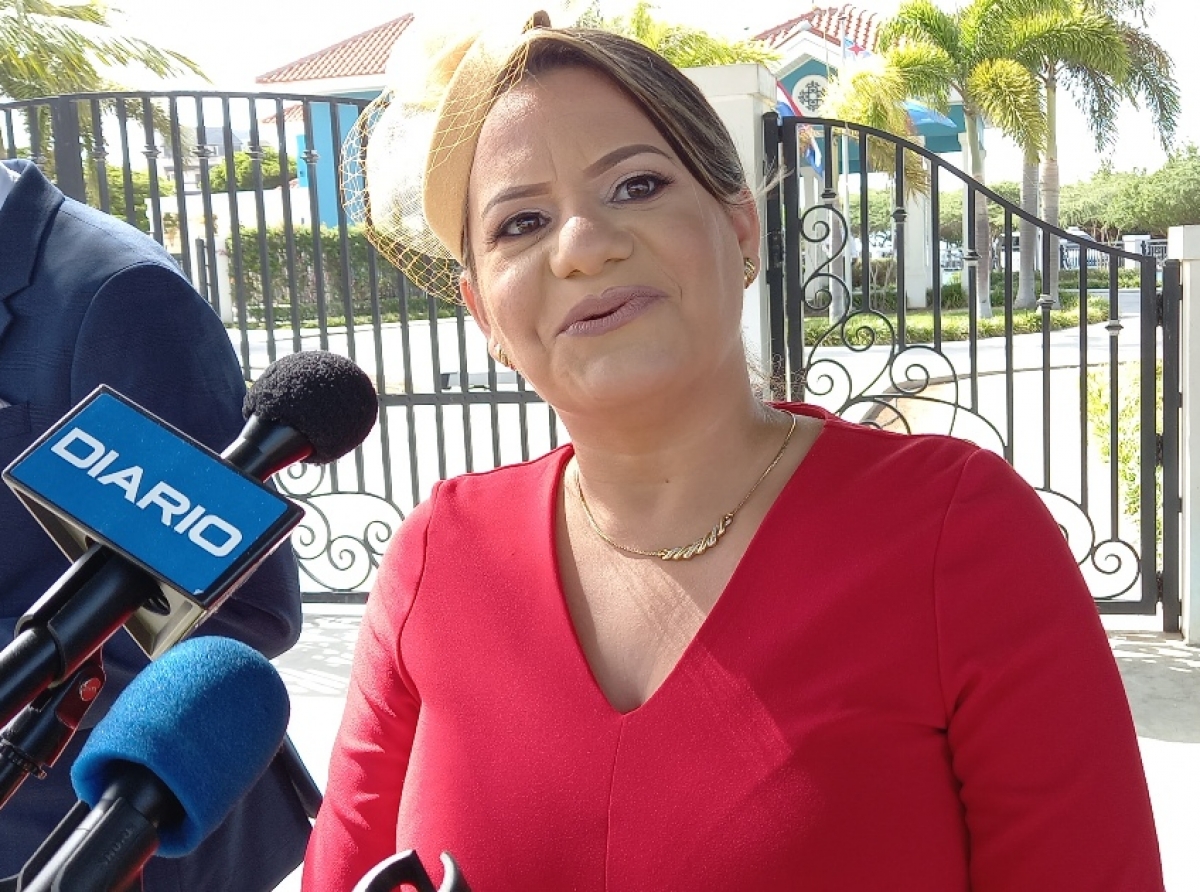 Darlene Guedes-Erasmus ta contento di por traha un biaha mas pa bienestar di Aruba