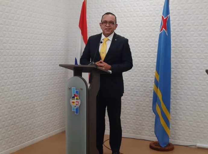 Minister di Deporte cu palabranan di elogio pa deportistanan