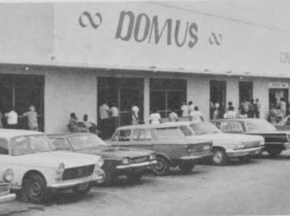 Supermercado popular na 1972