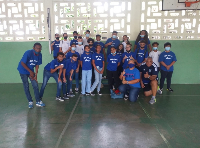 Mas cu 300 mucha di Mon Plaisir Scol a participa den training ofreci door di CEA