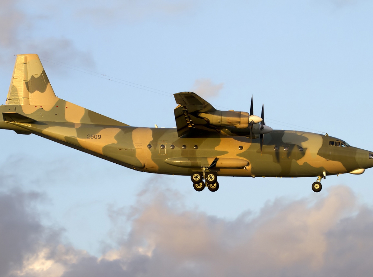 Avion Venezolano di guera a cruza espacio aereo di Aruba