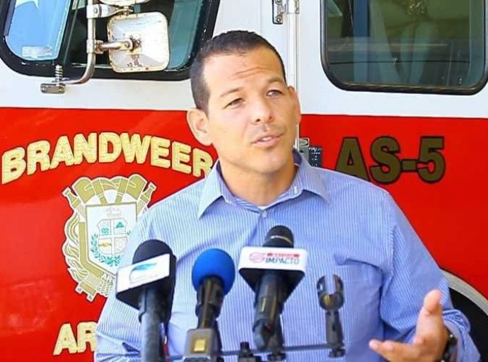 Ministro Rocco Tjon a tene reunion fructifero cu Bombero den cuadro di ‘International Fire Prevention Week’
