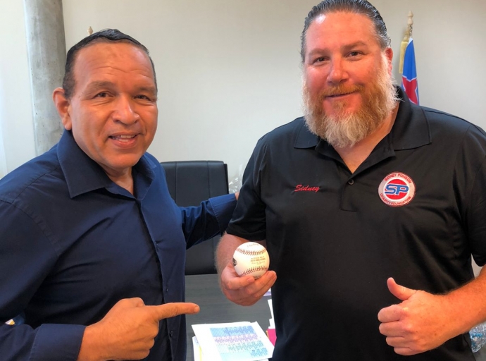 Sidney Ponson Charity Foundation a reuni cu Minister di Deporte Endy Croes