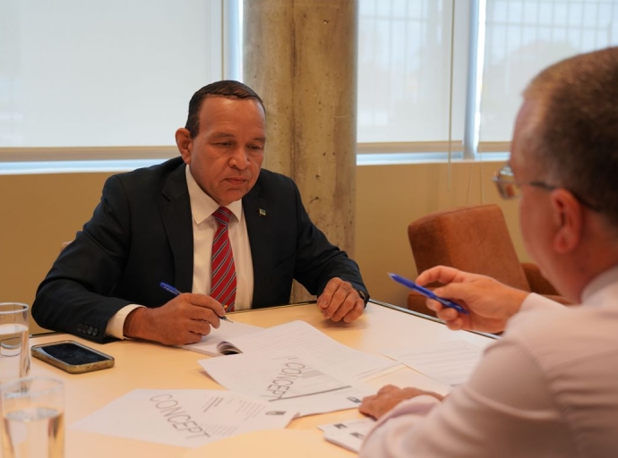 Kier introduci un programa educativo di scol pa cas na television