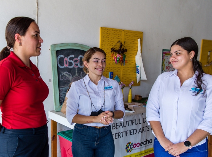 Aruba Bank a yuda cinco studiante cu afstudeerproject na Cosecha