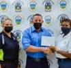 Promocion y entrega di decreto gubernamental na Cuerpo Policial di Aruba