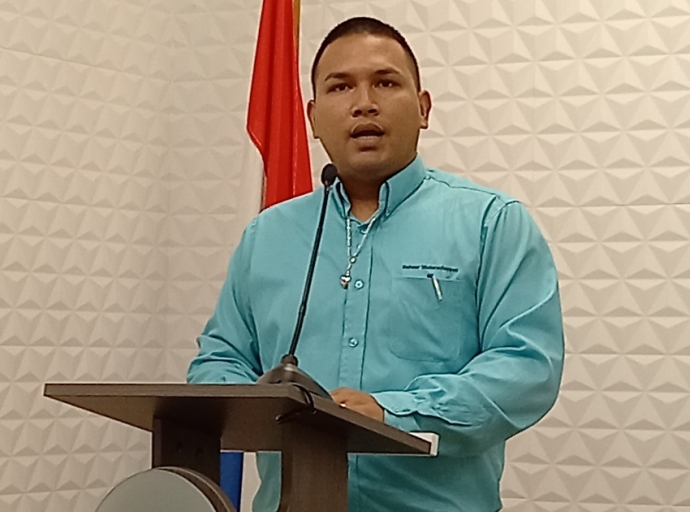 Na 2021 a pone 3,8 miyon florin disponibel pa inverti den ekipo y mantencion di RWZI