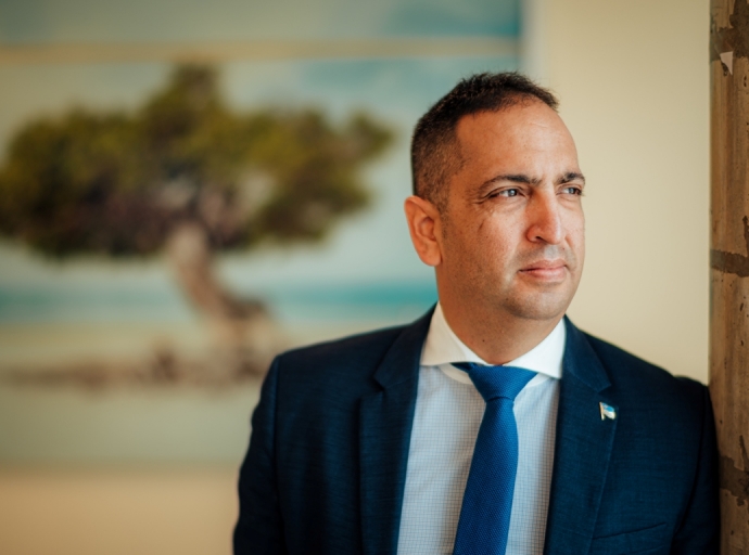 Pa medio di un programa piloto lo facilita e proceso di entrada na Aruba pa e pasaheronan