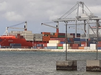 Crisis mundial di containernan a bira un menasa pa e abastecimento di hospitalnan