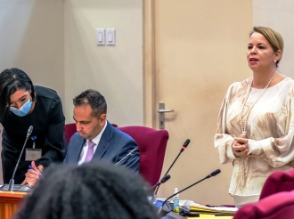 Aruba a acepta pa corta un biaha 5 miyon florin, pero Hulanda a cambie den 5 miyon tur luna