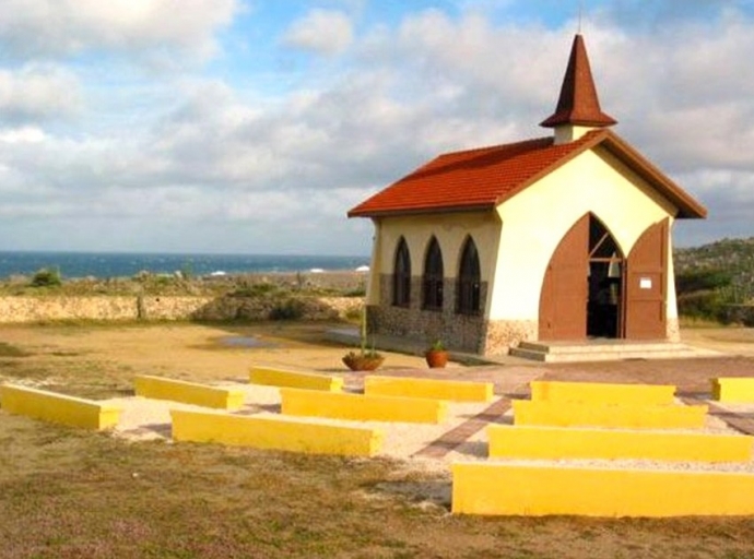 Diabierna awor lo tin e ultimo Rosario Bibo na Alto Vista