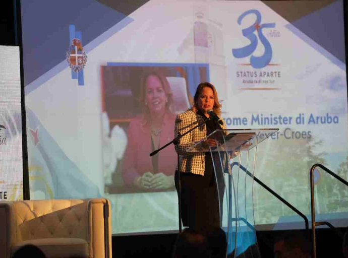 Premier Evelyn Wever- Croes a enfoca riba e lucha cu a conduci na e logro di Status Aparte, riba loke  no a logra ainda y e futuro di Aruba
