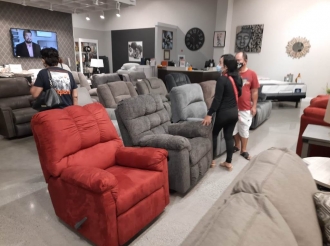 Gozando di e ofertanan di Black Friday di Ashley Furniture