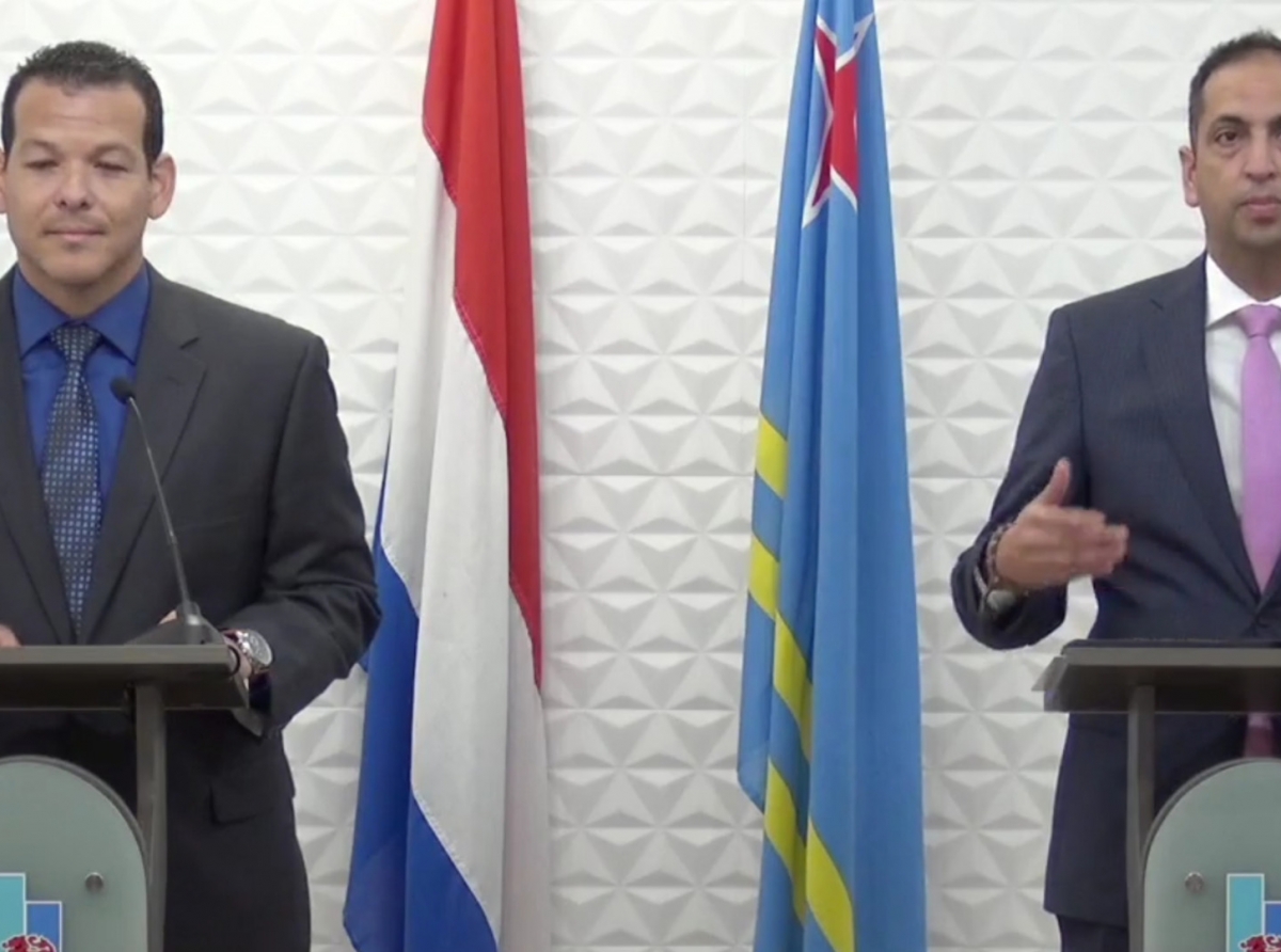 Ministernan Tjon y Minister Oduber a logra acuerdo pa Triple-A yuda Brandweer cu financiamento