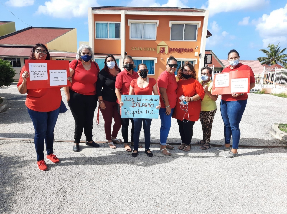 Ademas di accion sindical den diferente instancia publico trahadornan a para trabao