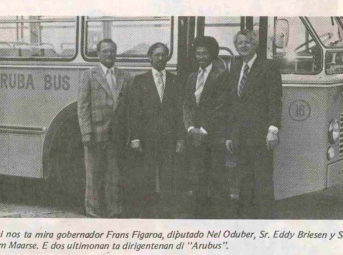 Na 1980 Aruba a inaugura e Compania di Bus Arubiano NV