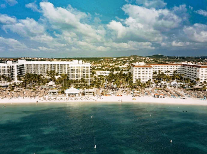 Aruba Marriott Resort buscando riba 115 trahado