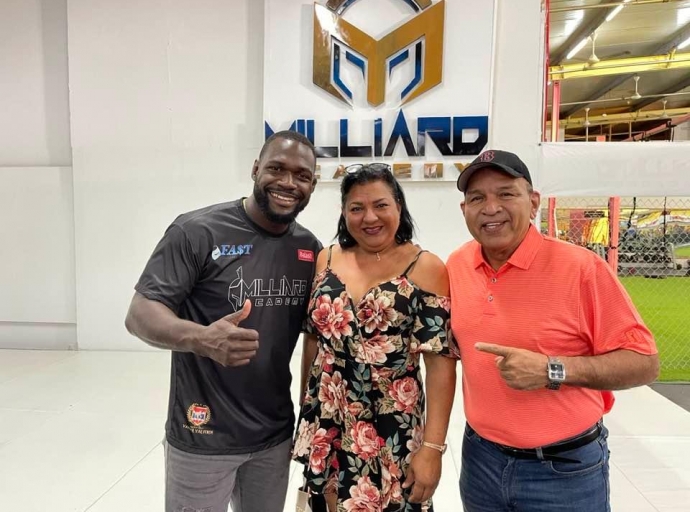 Ministro Endy Croes a felicita cu apertura Milliard Academy na Playa