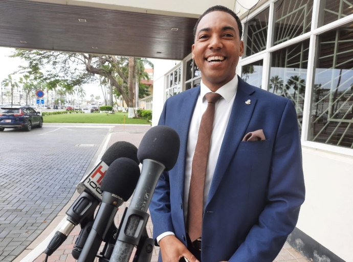 Empresario chikito tambe mester haya oportunidad pa crece