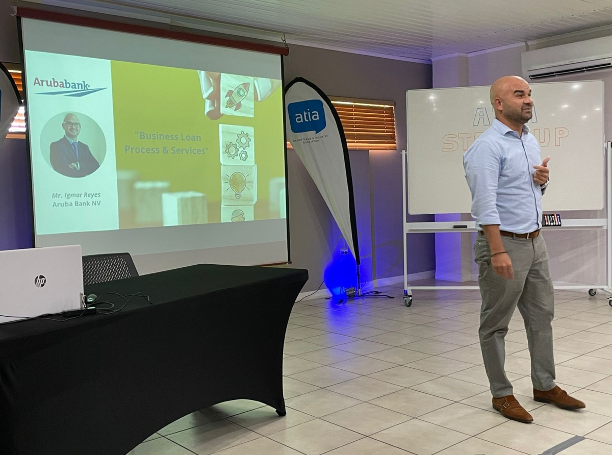 Aruba Bank ta duna presentacion durante siman di “Start-up” di ATIA