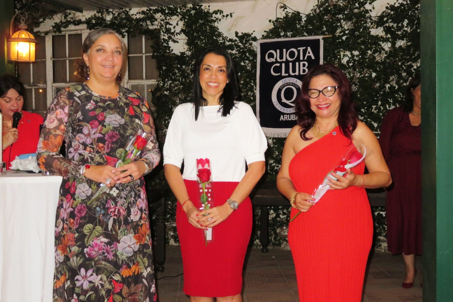 Quota International of Aruba a instala 3 miembro nobo