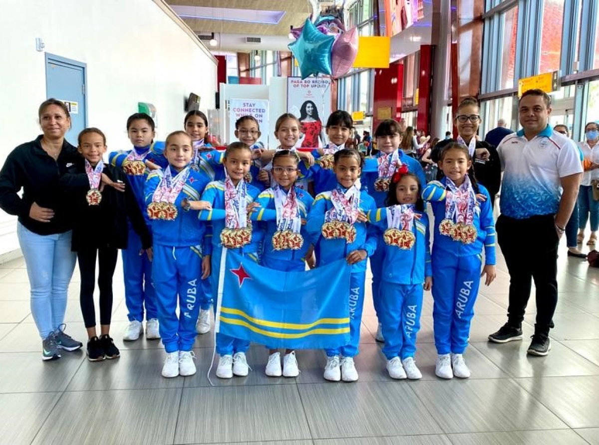Club di Gihae Gymnastics a regresa Aruba cu 48 medaya
